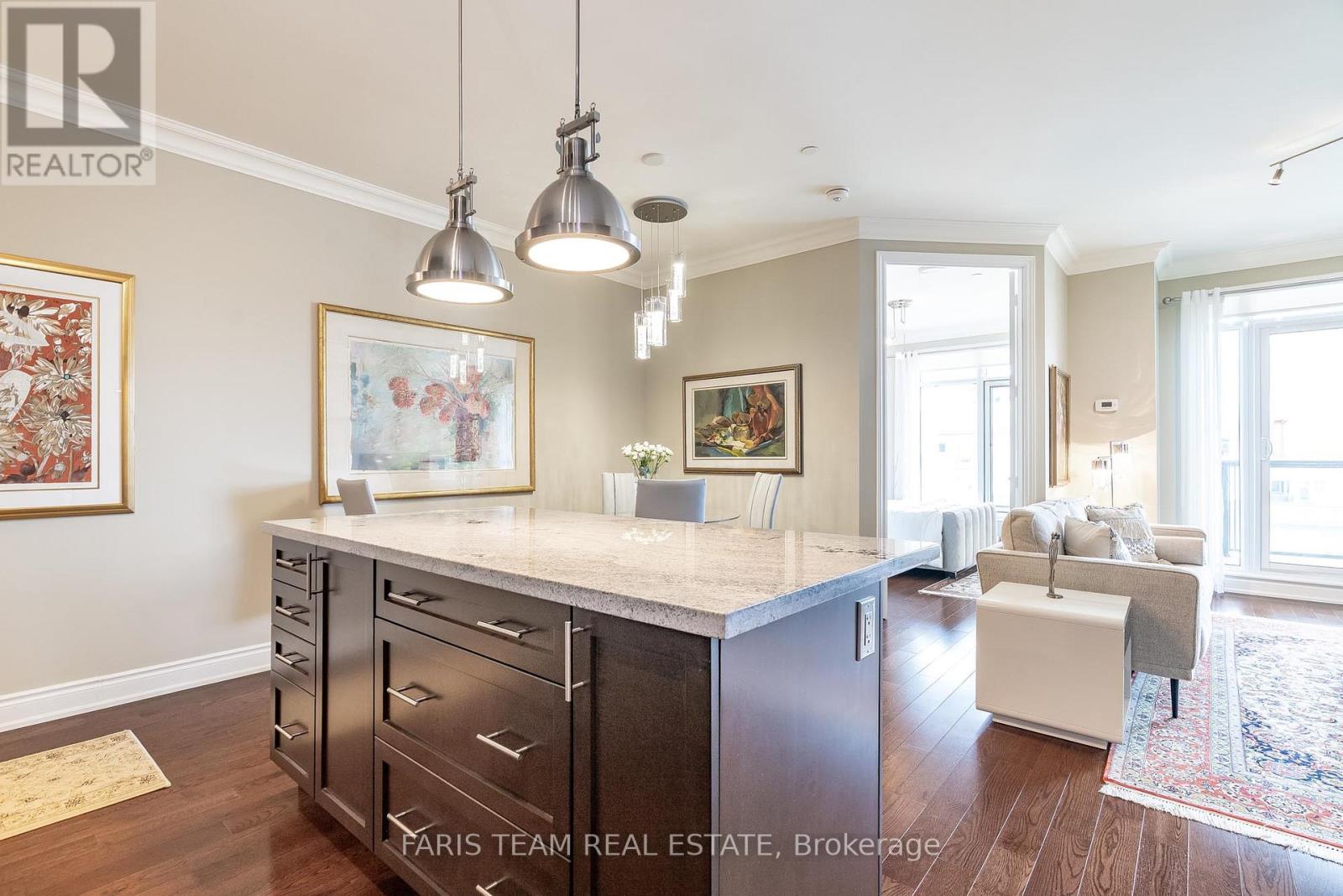 606 - 90 Orchard Point Road Property Photo 8