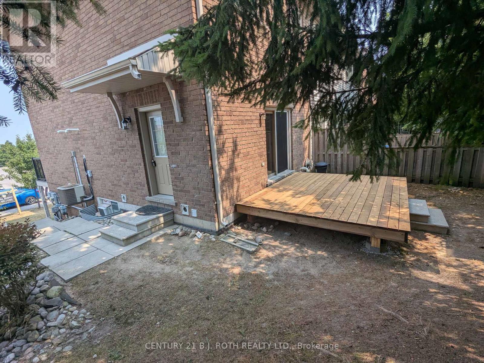 2 - 175 Stanley Street Property Photo 1