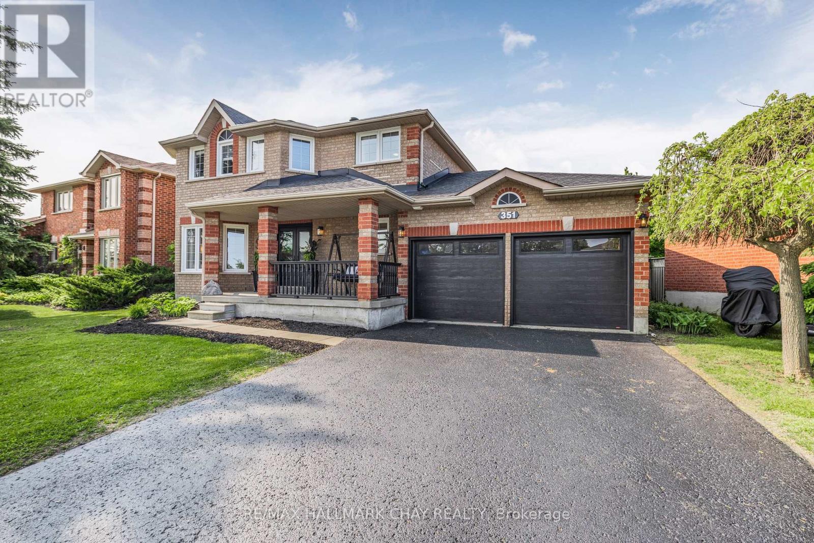 351 Cundles Road W Property Photo 1