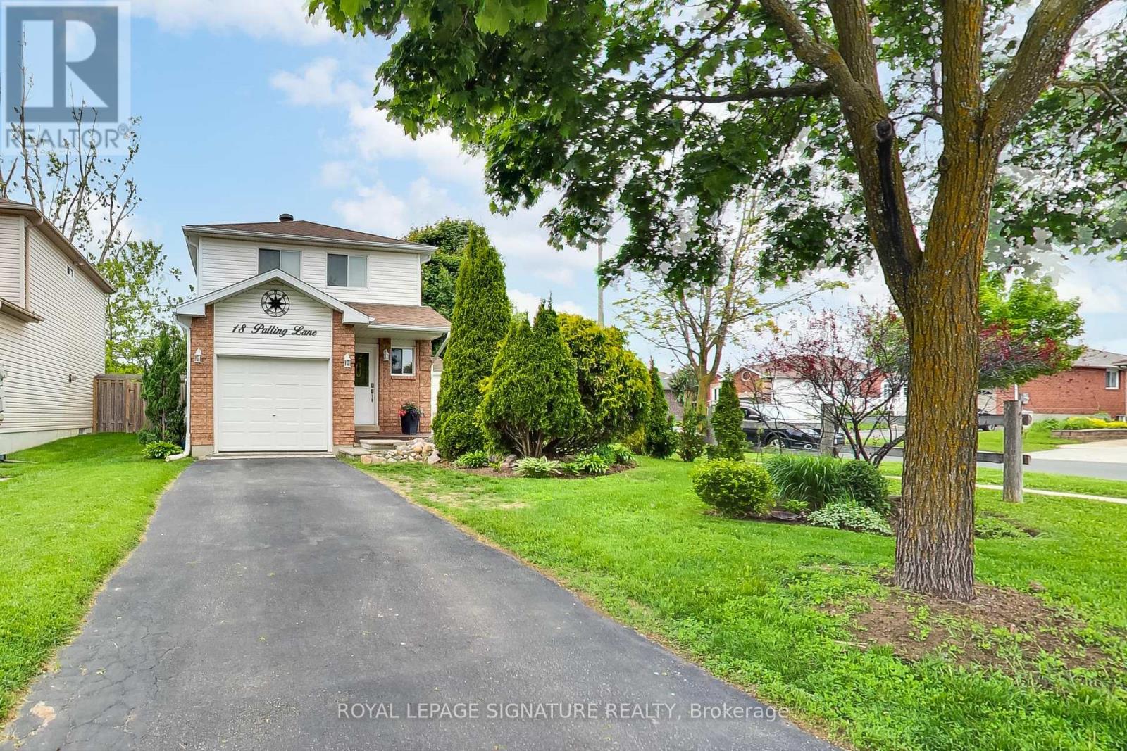 18 Palling Lane Property Photo 1