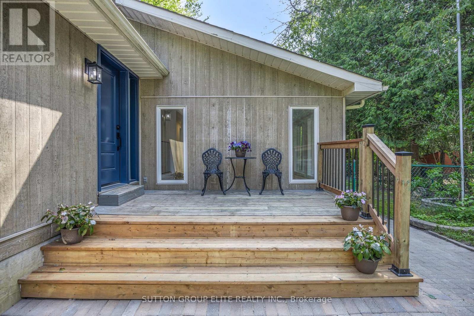 25 Sylvan Avenue Property Photo 2