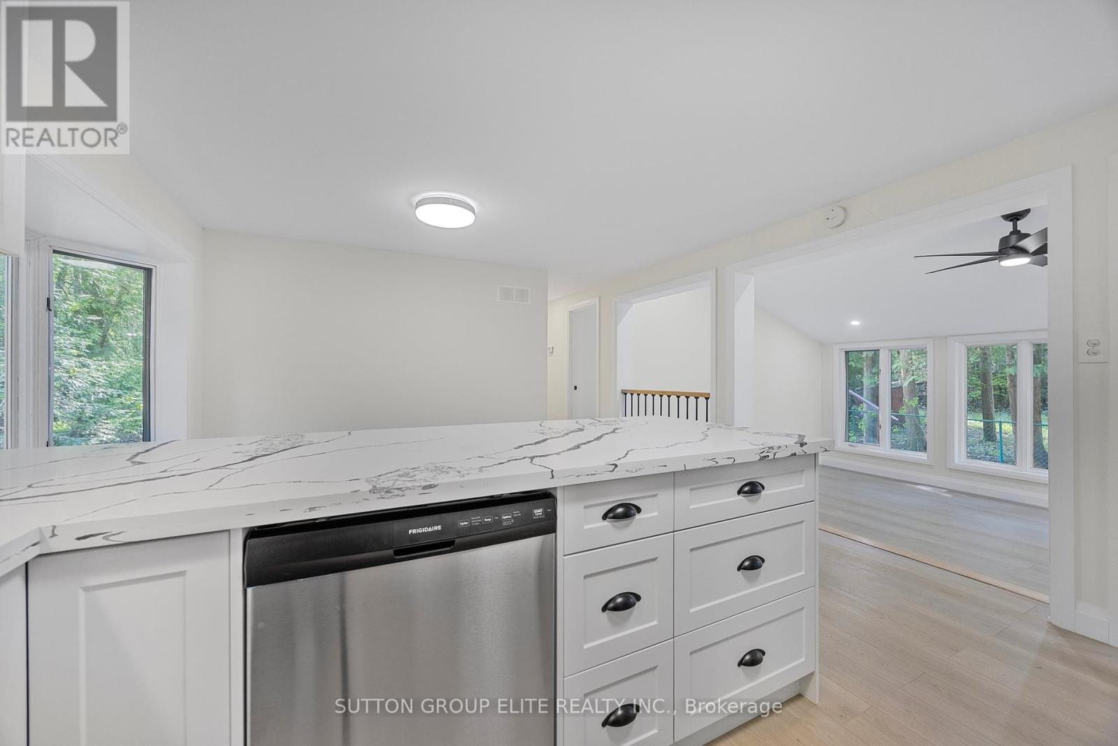 25 Sylvan Avenue Property Photo 15