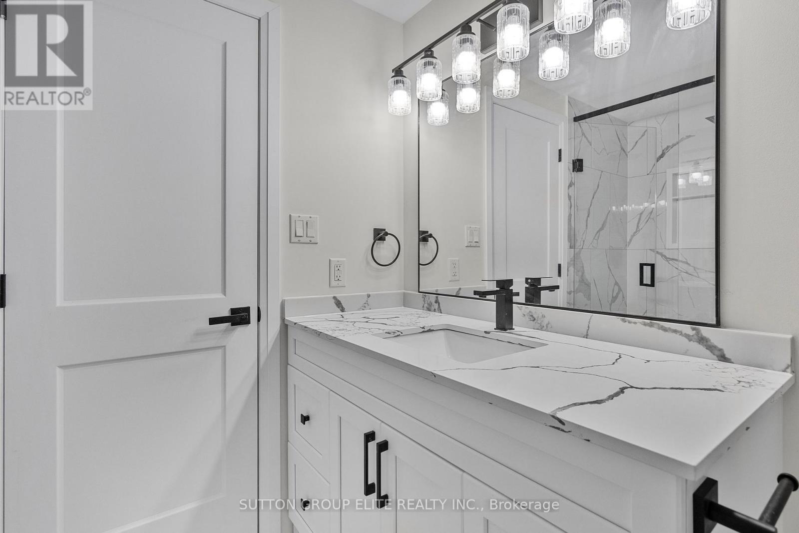 25 Sylvan Avenue Property Photo 38