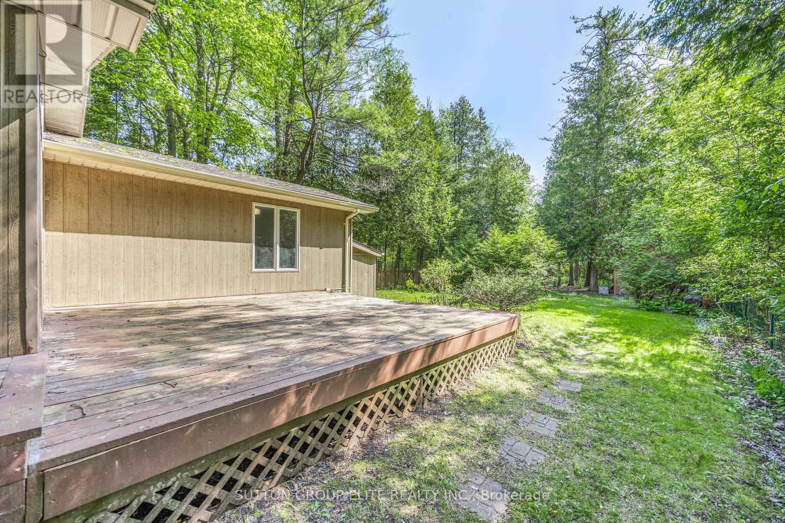 25 Sylvan Avenue Property Photo 47