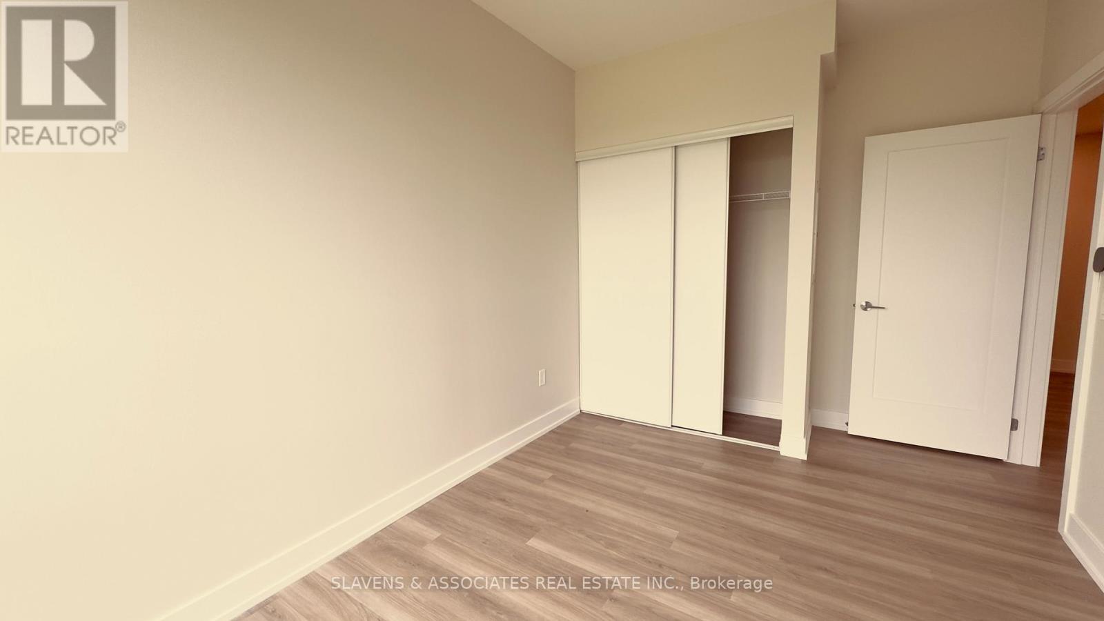 814 - 41 Johnson Street Property Photo 10