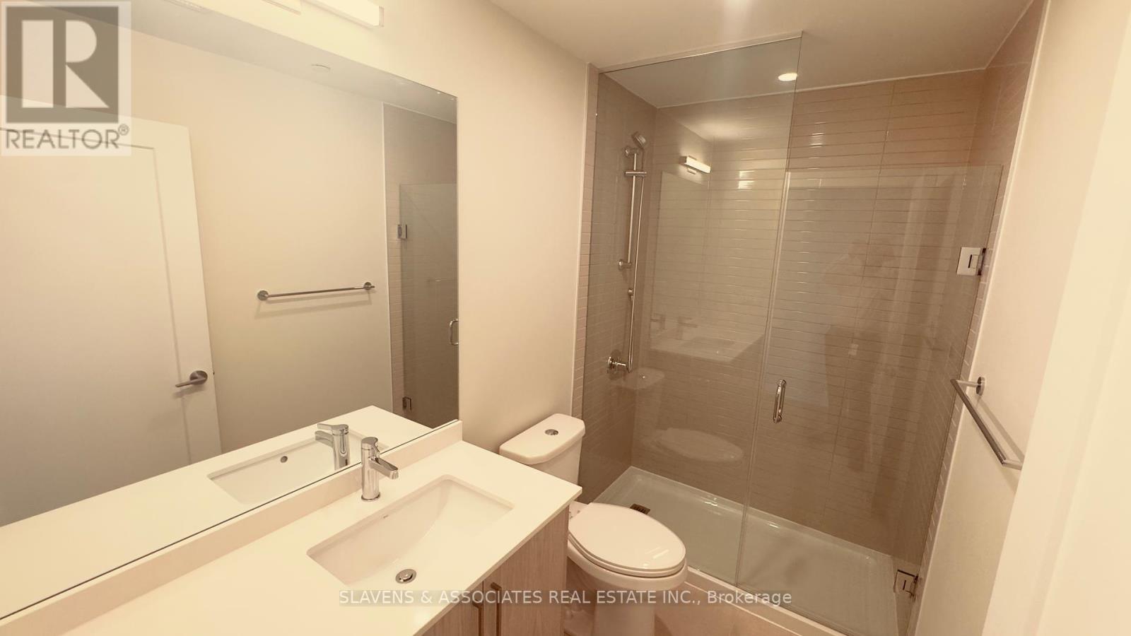 814 - 41 Johnson Street Property Photo 11