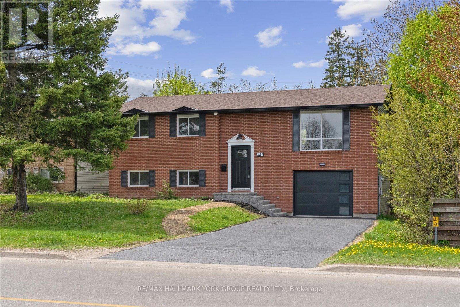 352 Anne Street N Property Photo 1