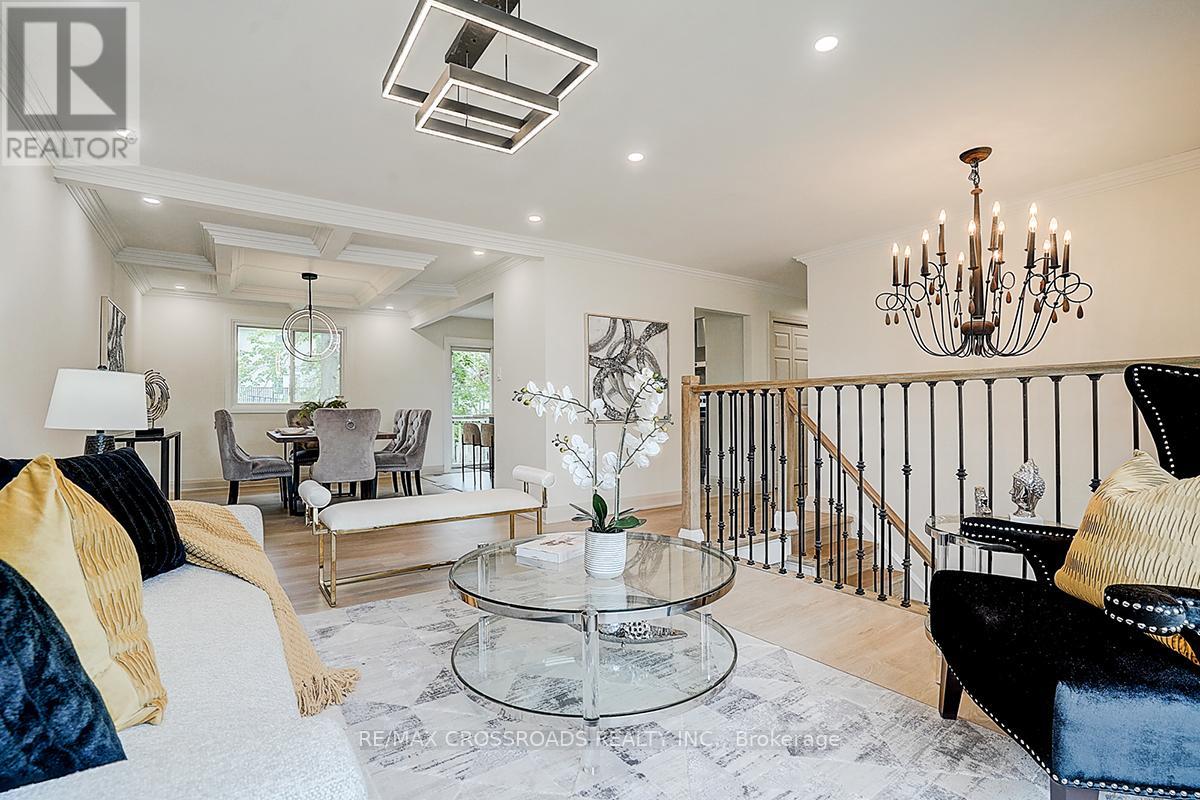 160 Letitia Street Property Photo 1