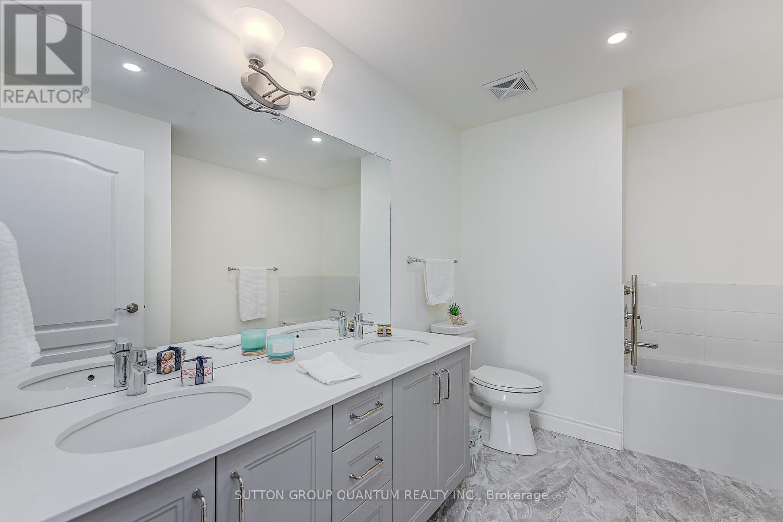 210 - 90 Orchard Point Road Property Photo 14