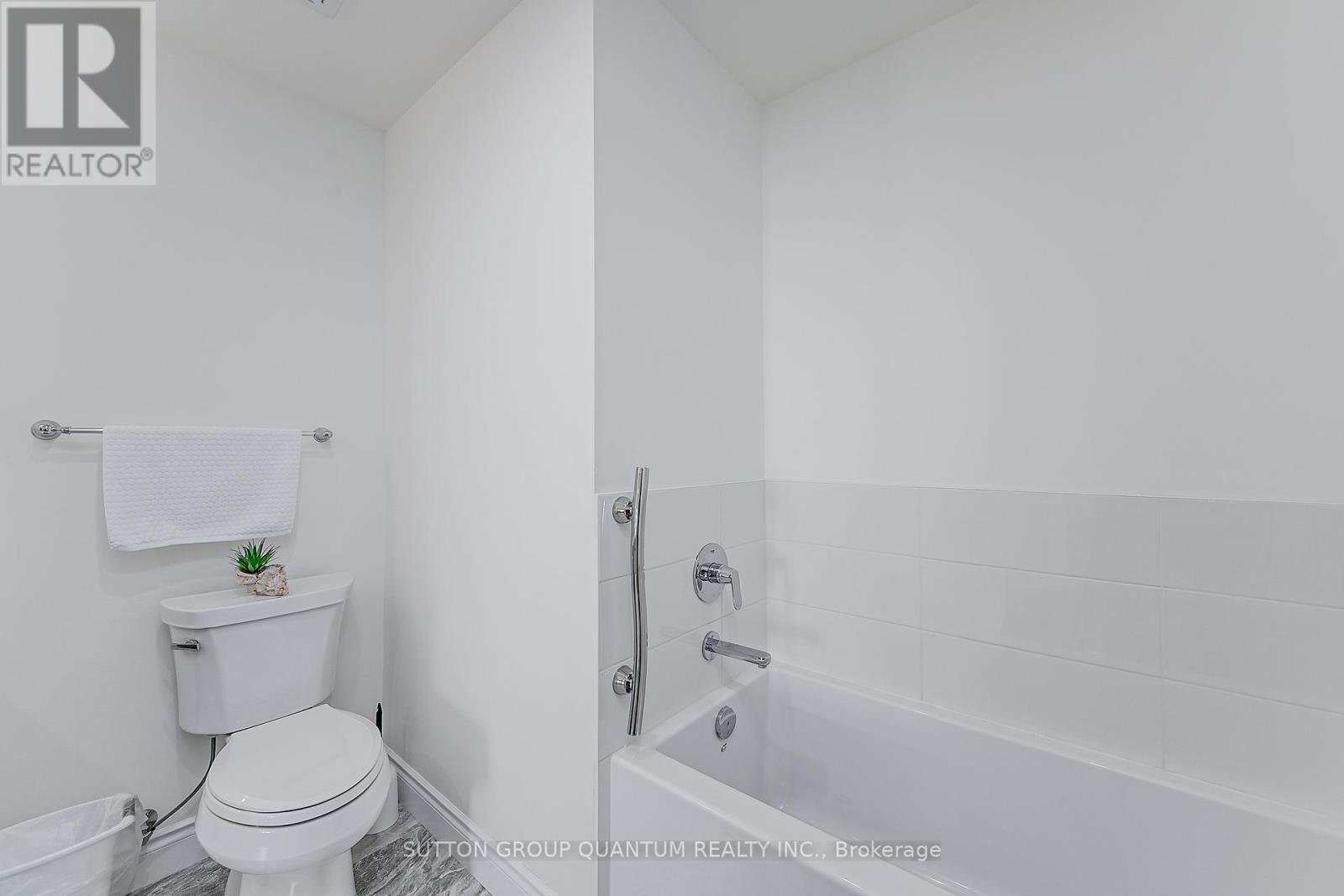210 - 90 Orchard Point Road Property Photo 15