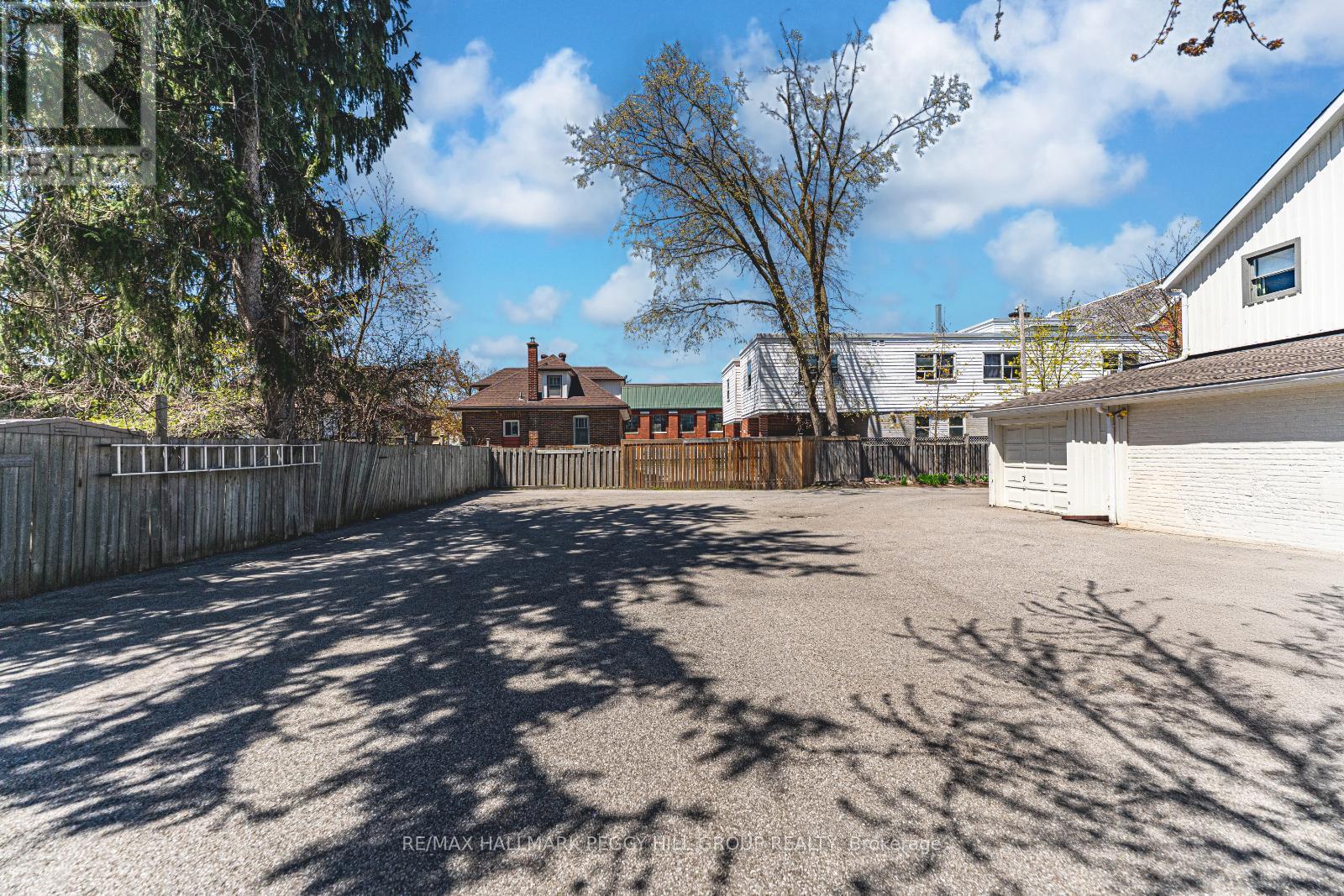 72 High Street Property Photo 20