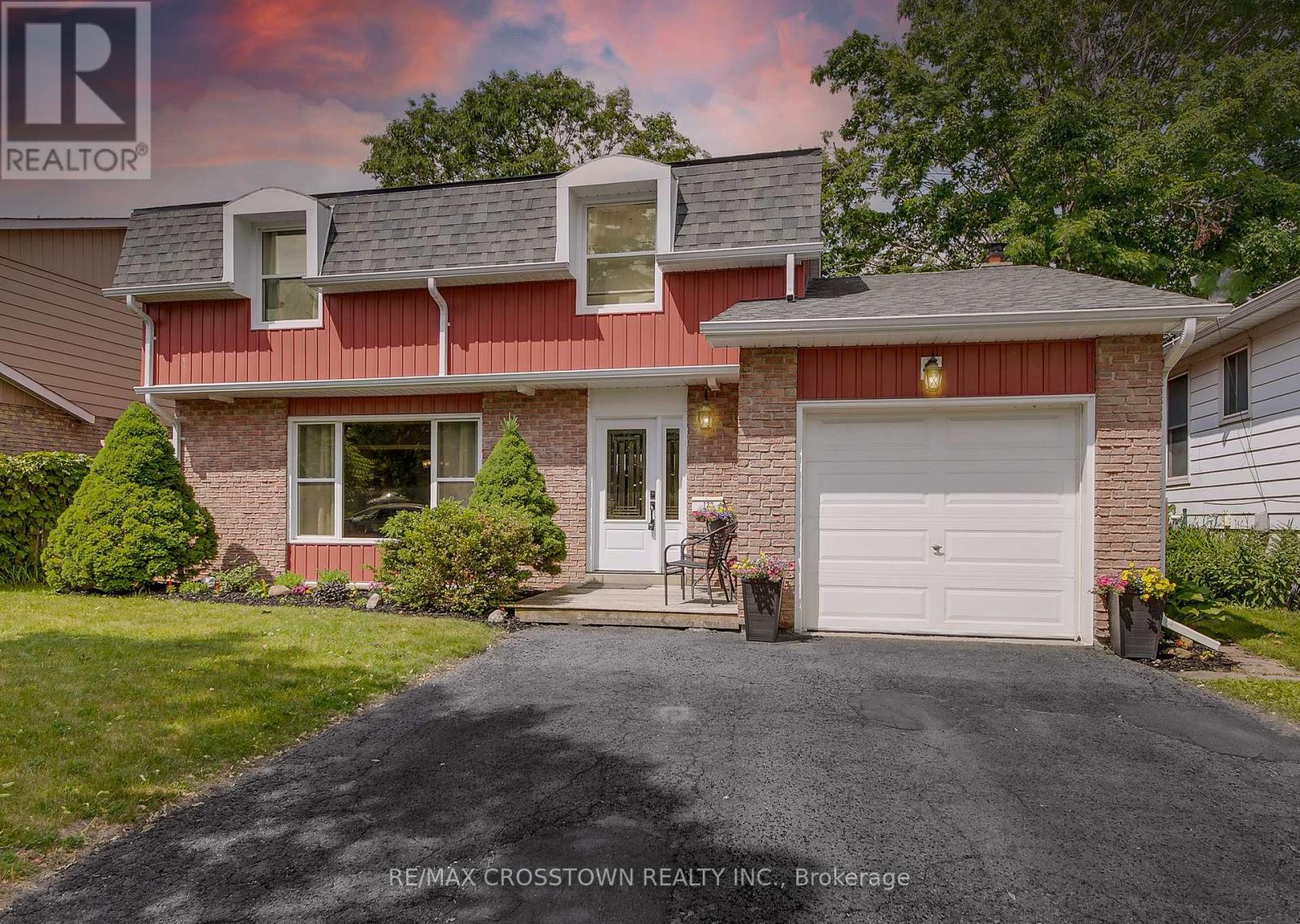 122 Marshall Street Property Photo 1