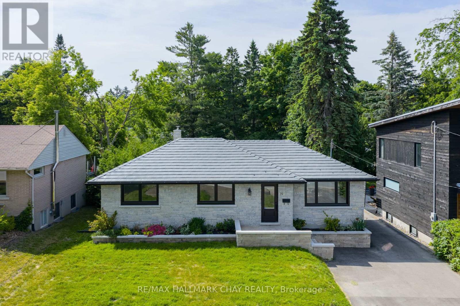 39 Eugenia Street Property Photo 1