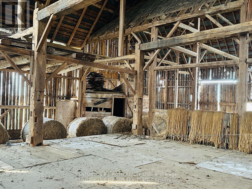 10 12 Line N Property Photo 17