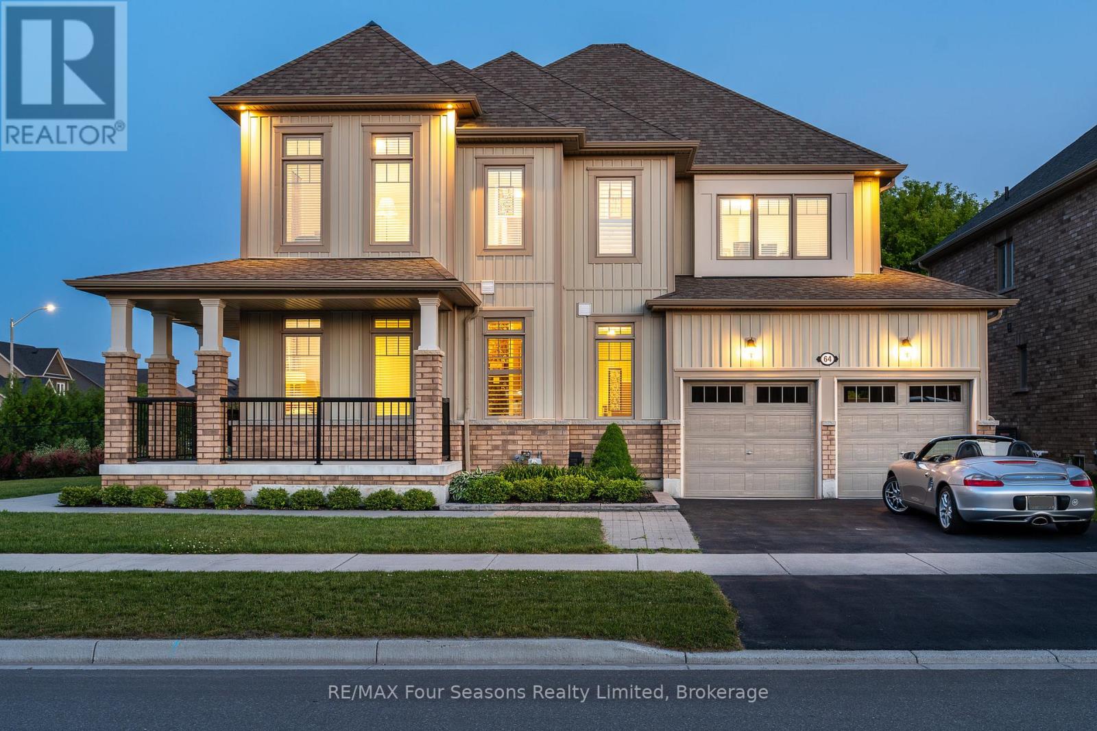 64 Kirby Avenue Property Photo
