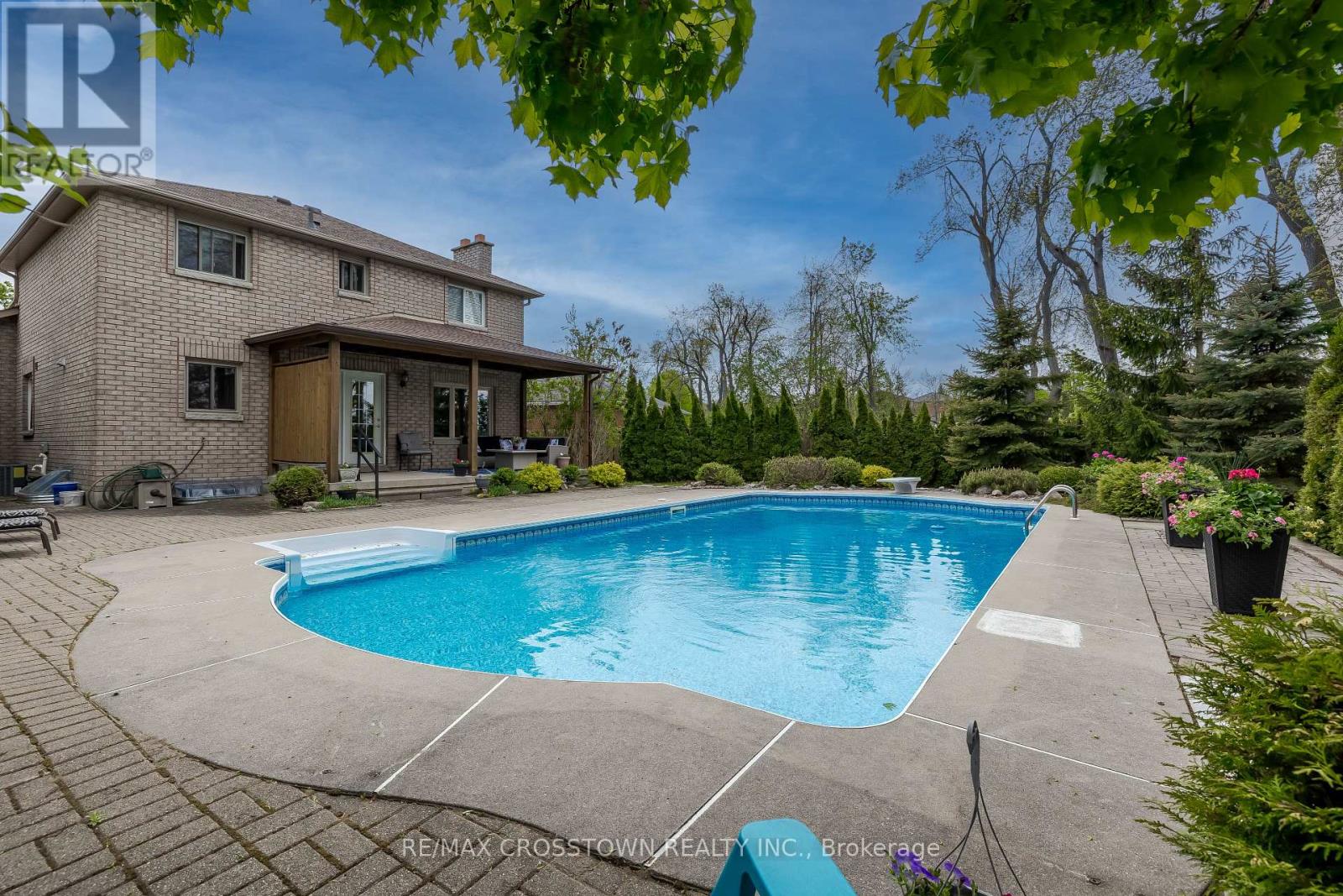 10 Nugent Court Property Photo 1