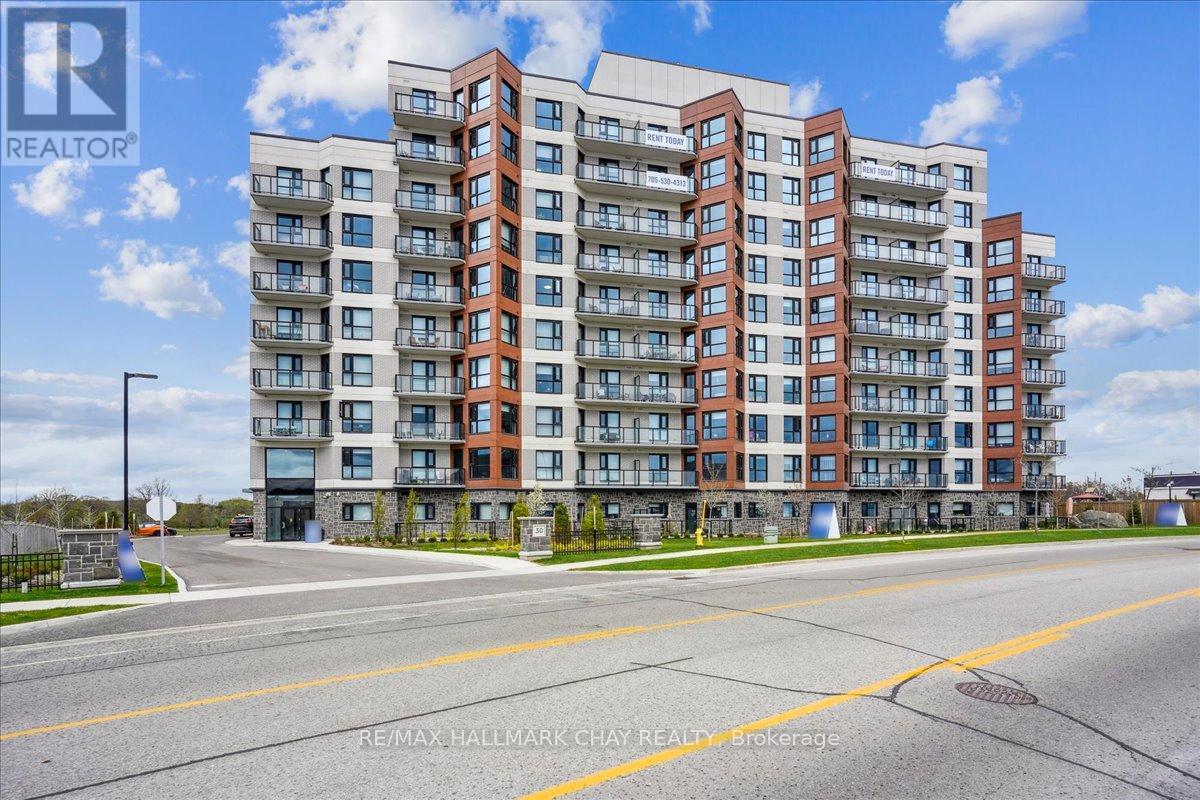 809 - 30 Hanmer Street W Property Photo 1