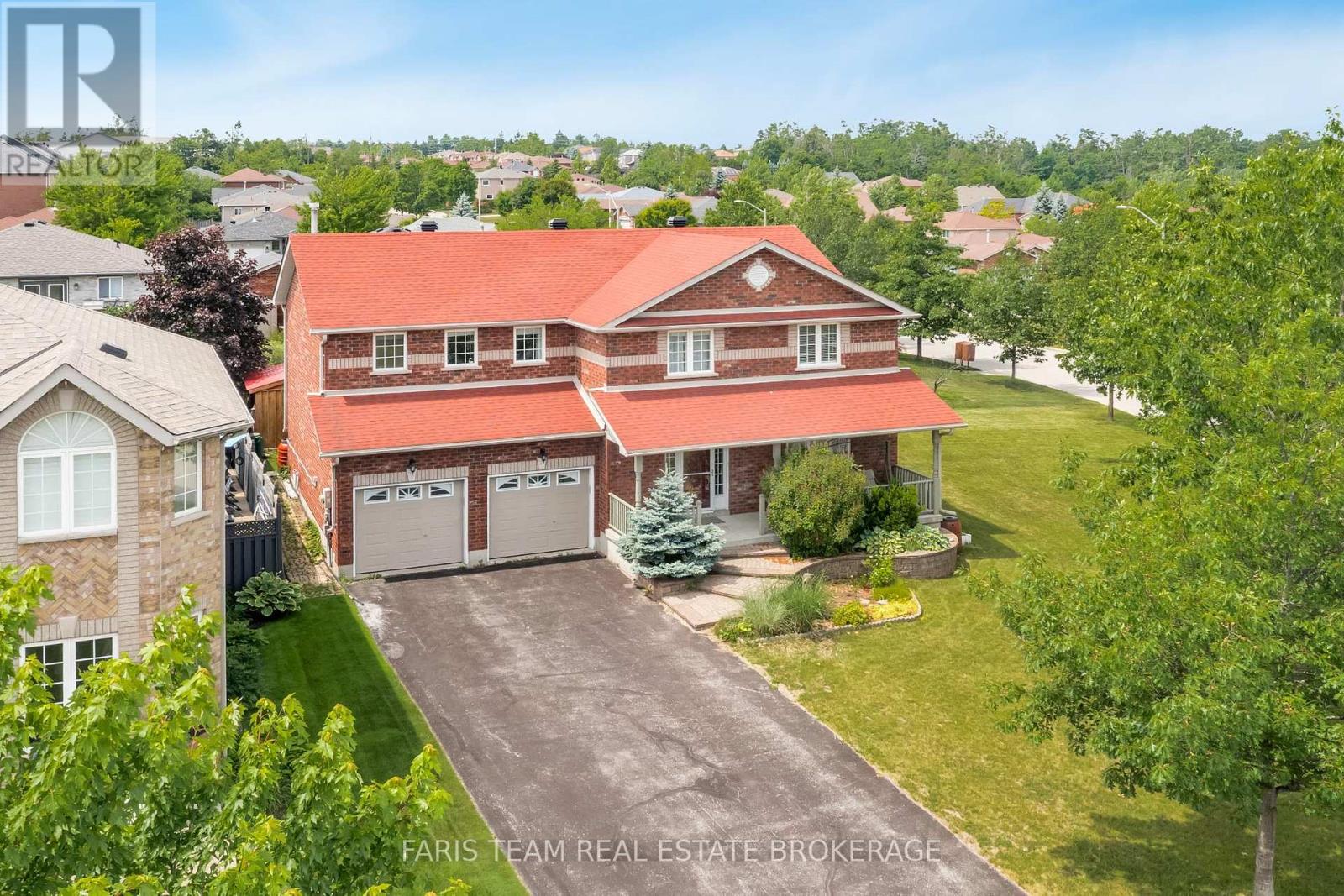 27 Capilano Court Property Photo 1