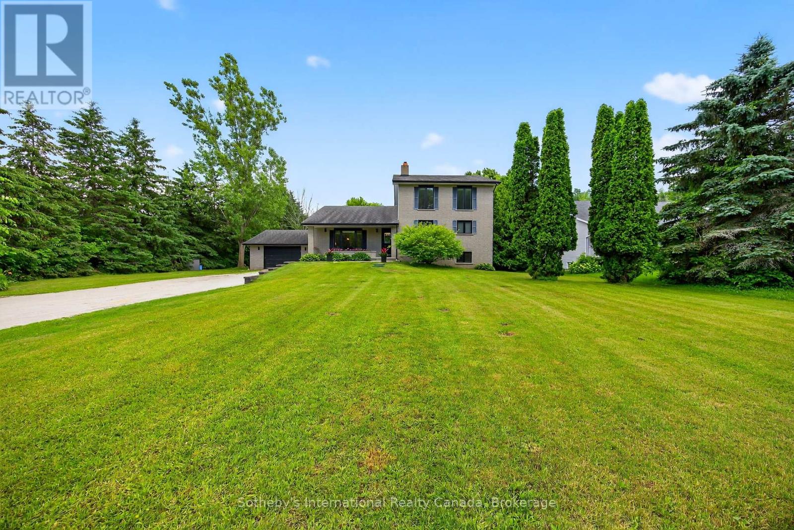 79 Caroline Street W Property Photo 1