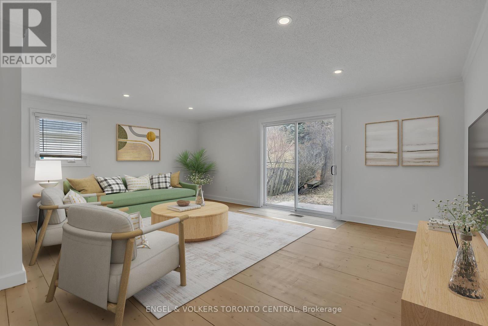 192 EDGEHILL DRIVE