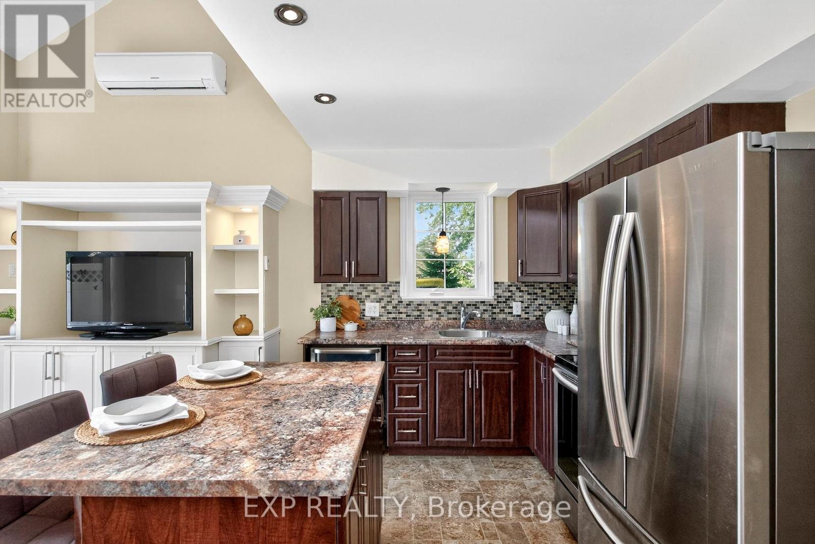 81 Laguna Parkway #14 Property Photo 3