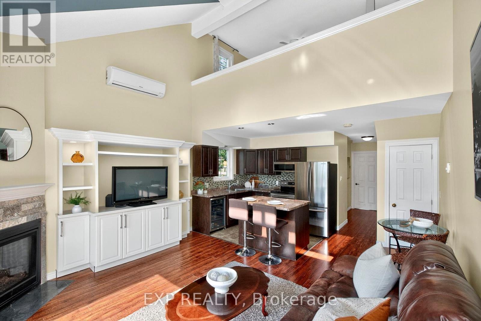 81 Laguna Parkway #14 Property Photo 8