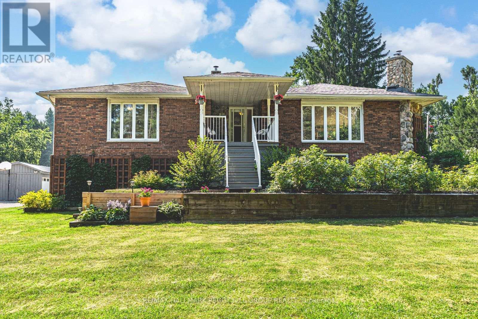 5875 VASEY ROAD Property Photo 1