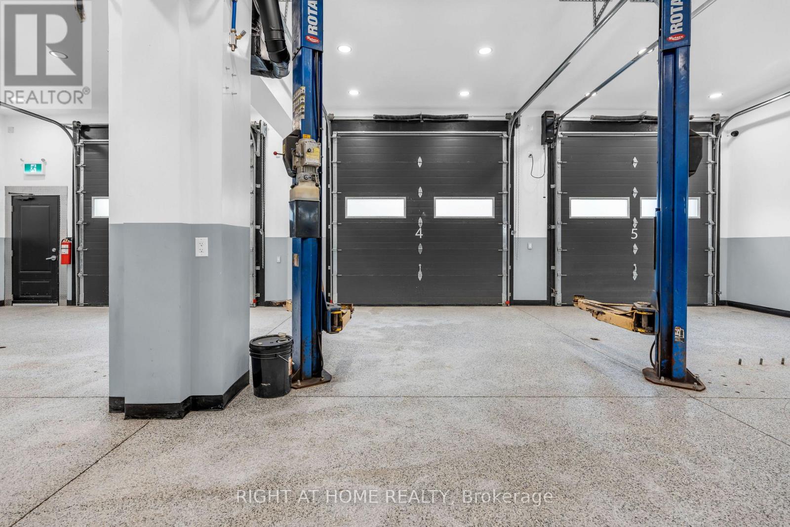 A - 7348 26 Highway Property Photo 17