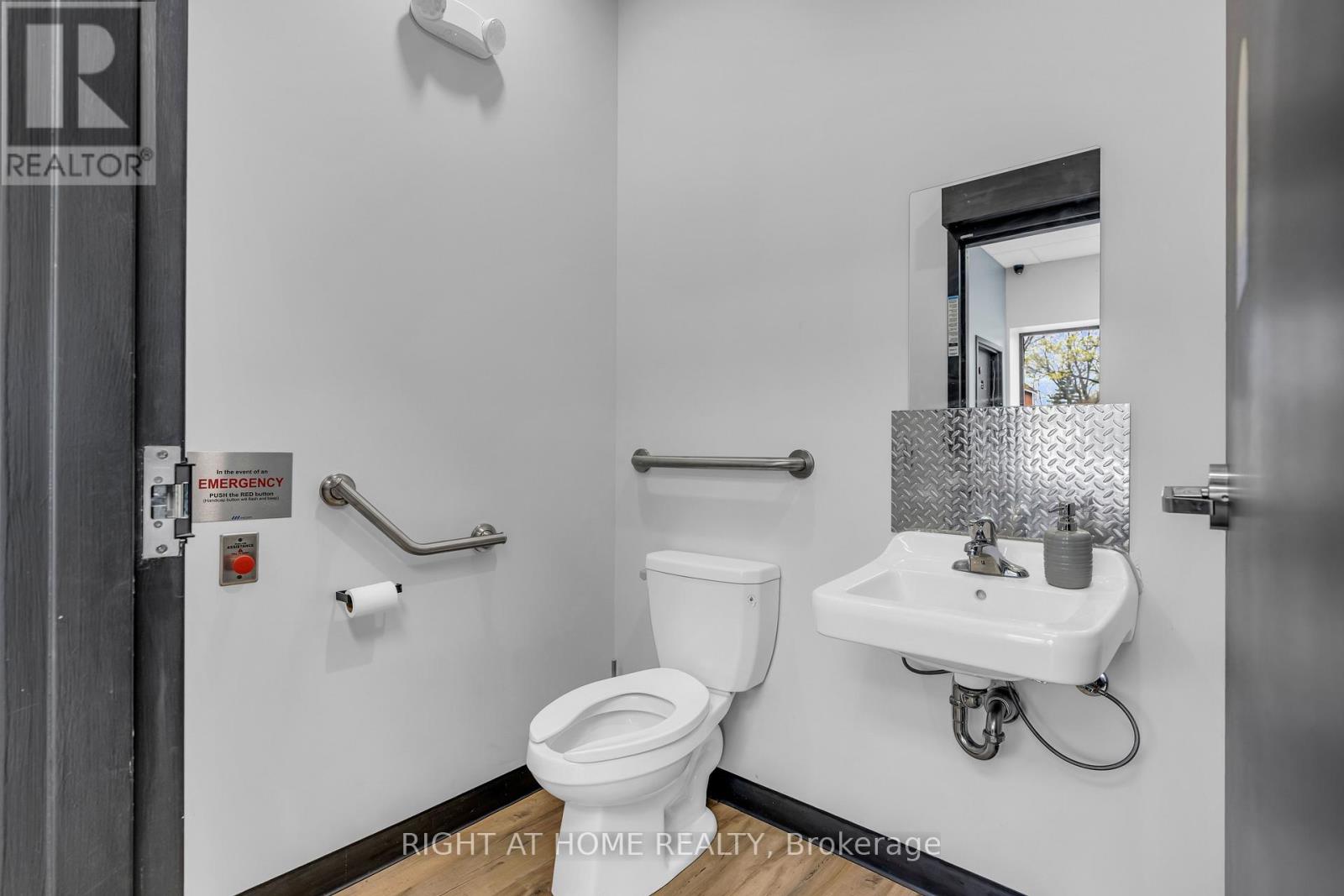 A - 7348 26 Highway Property Photo 18