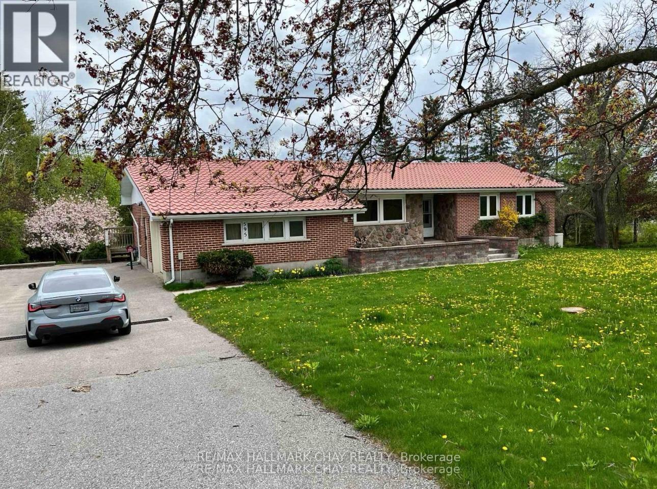 595 Big Bay Point Road E Property Photo 1