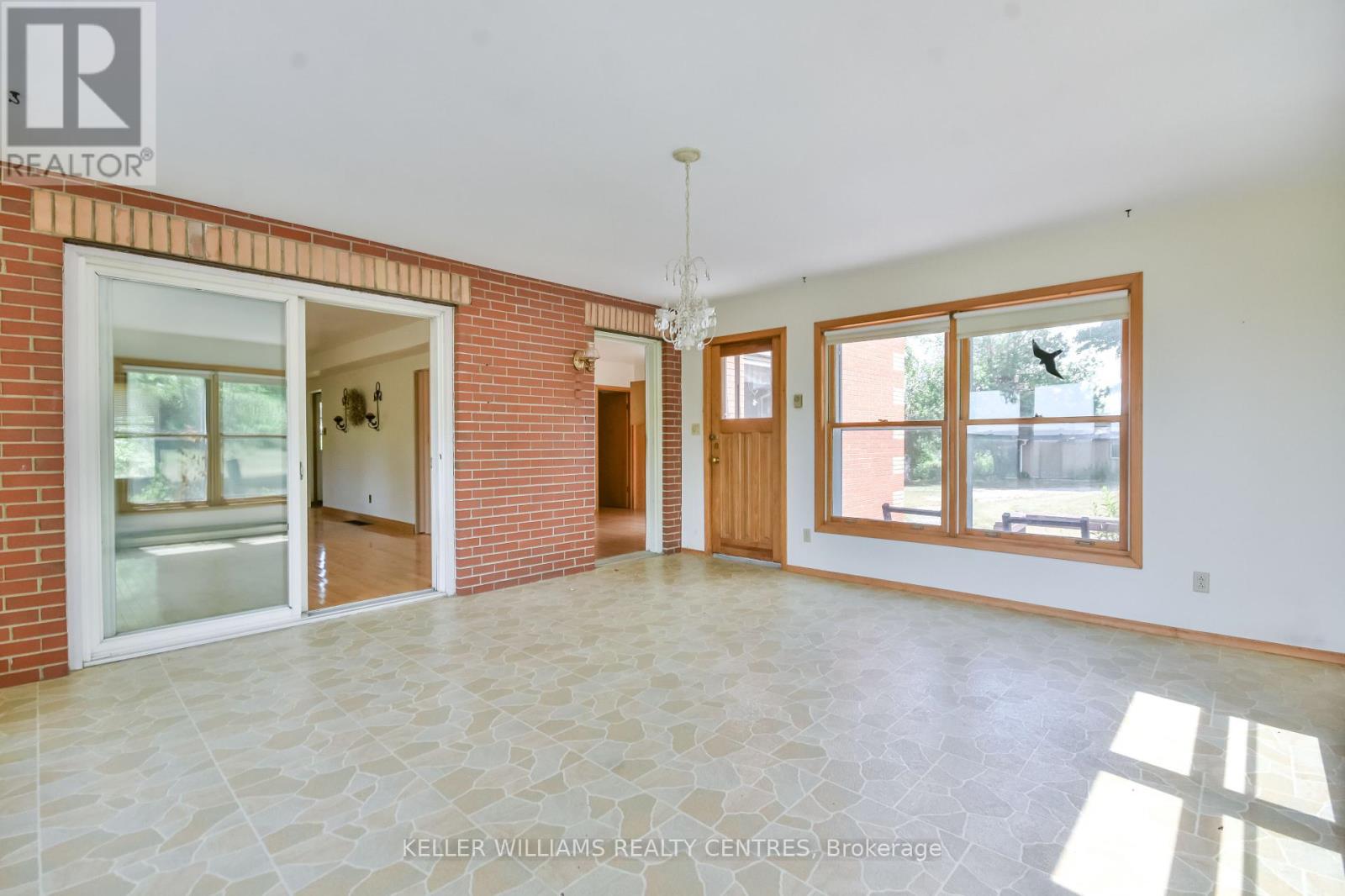 2928 12 Line N Property Photo 10