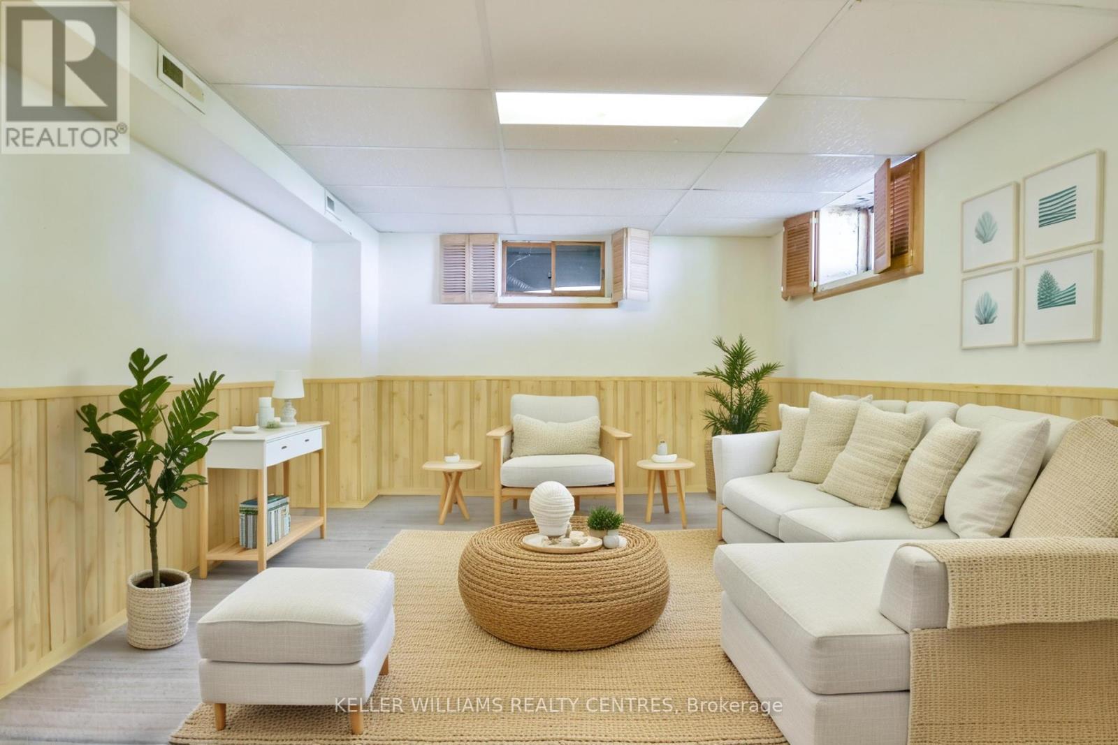 2928 12 Line N Property Photo 32