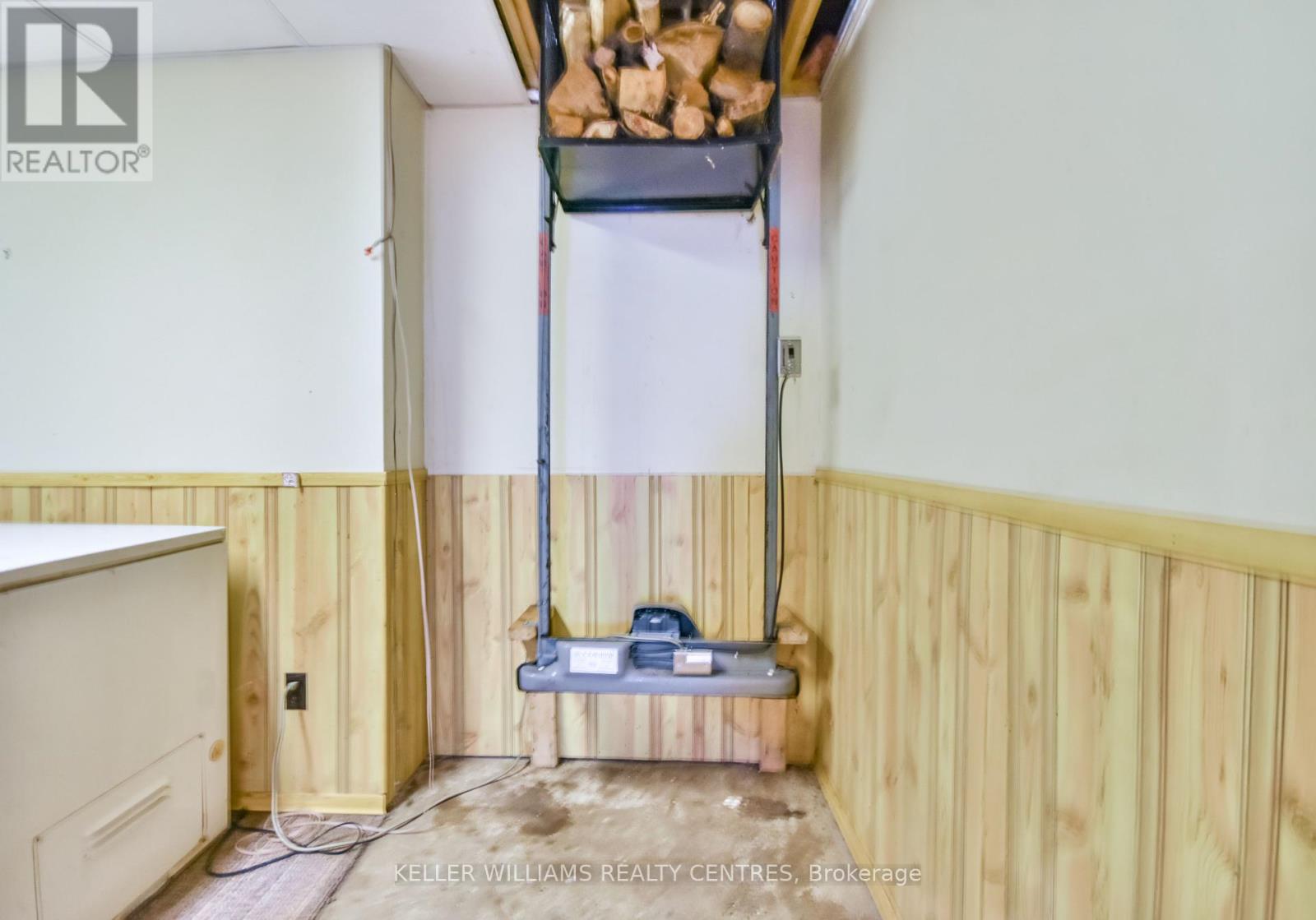 2928 12 Line N Property Photo 35