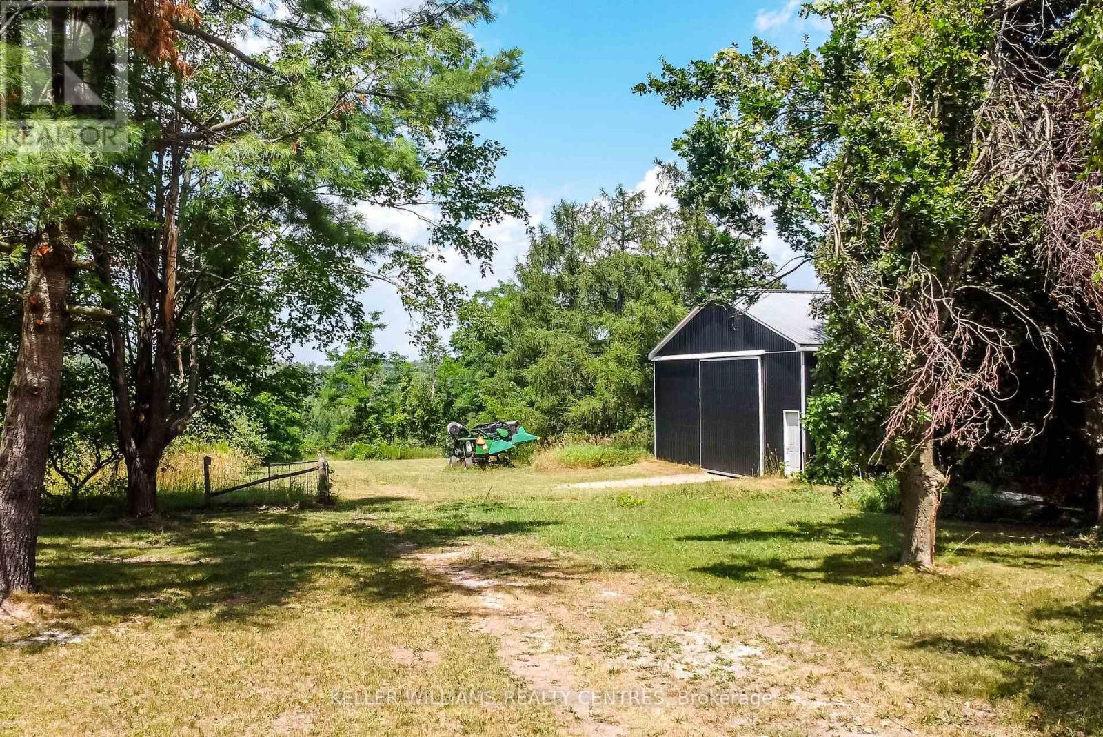 2928 12 Line N Property Photo 37