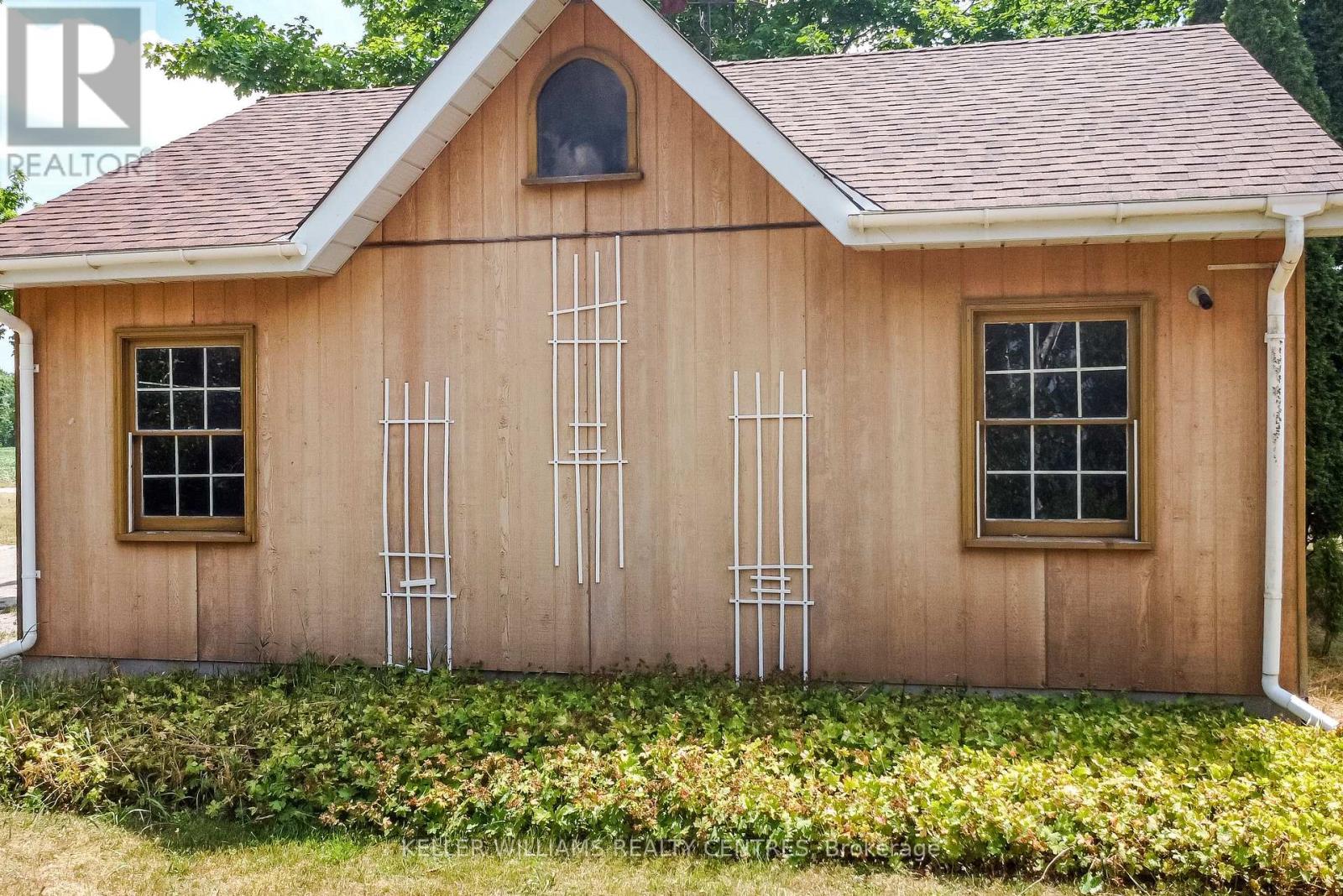 2928 12 Line N Property Photo 44