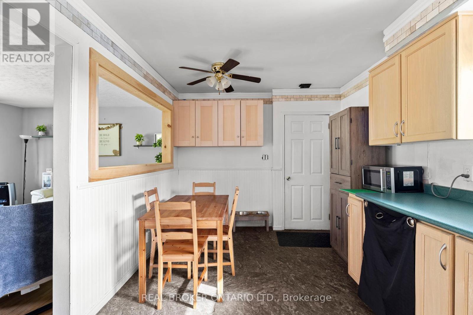 12 Olive Drive Property Photo 8