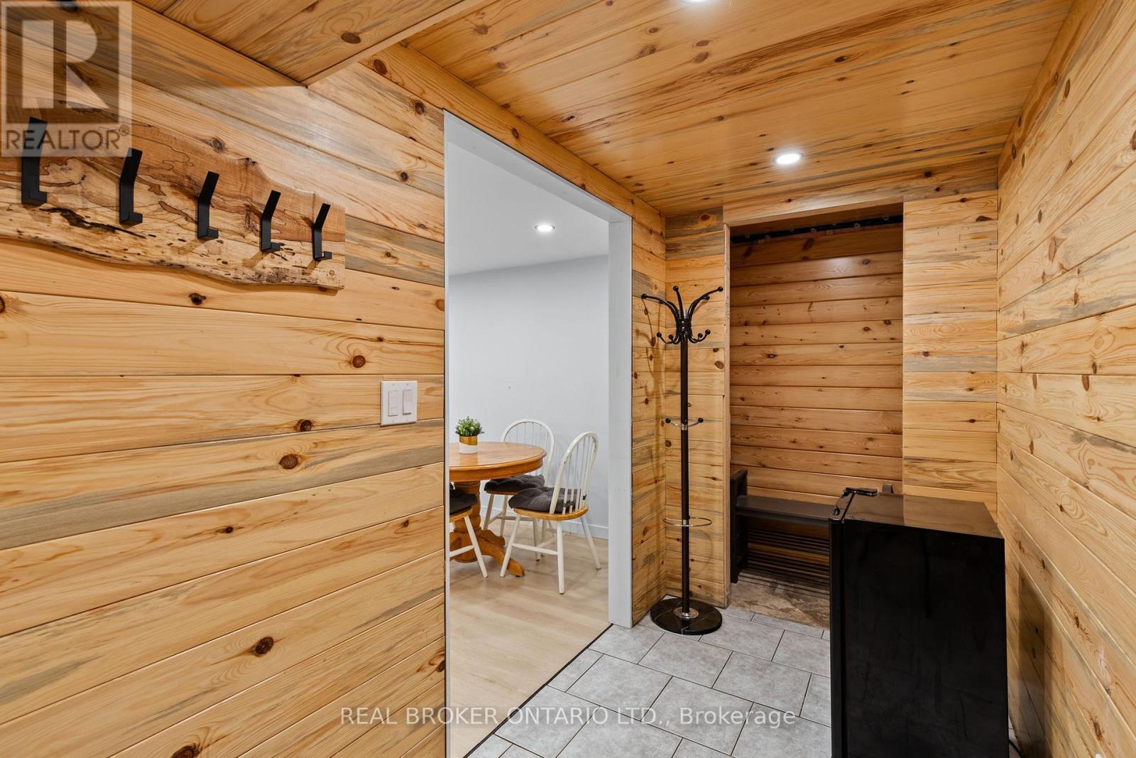 12 Olive Drive Property Photo 17