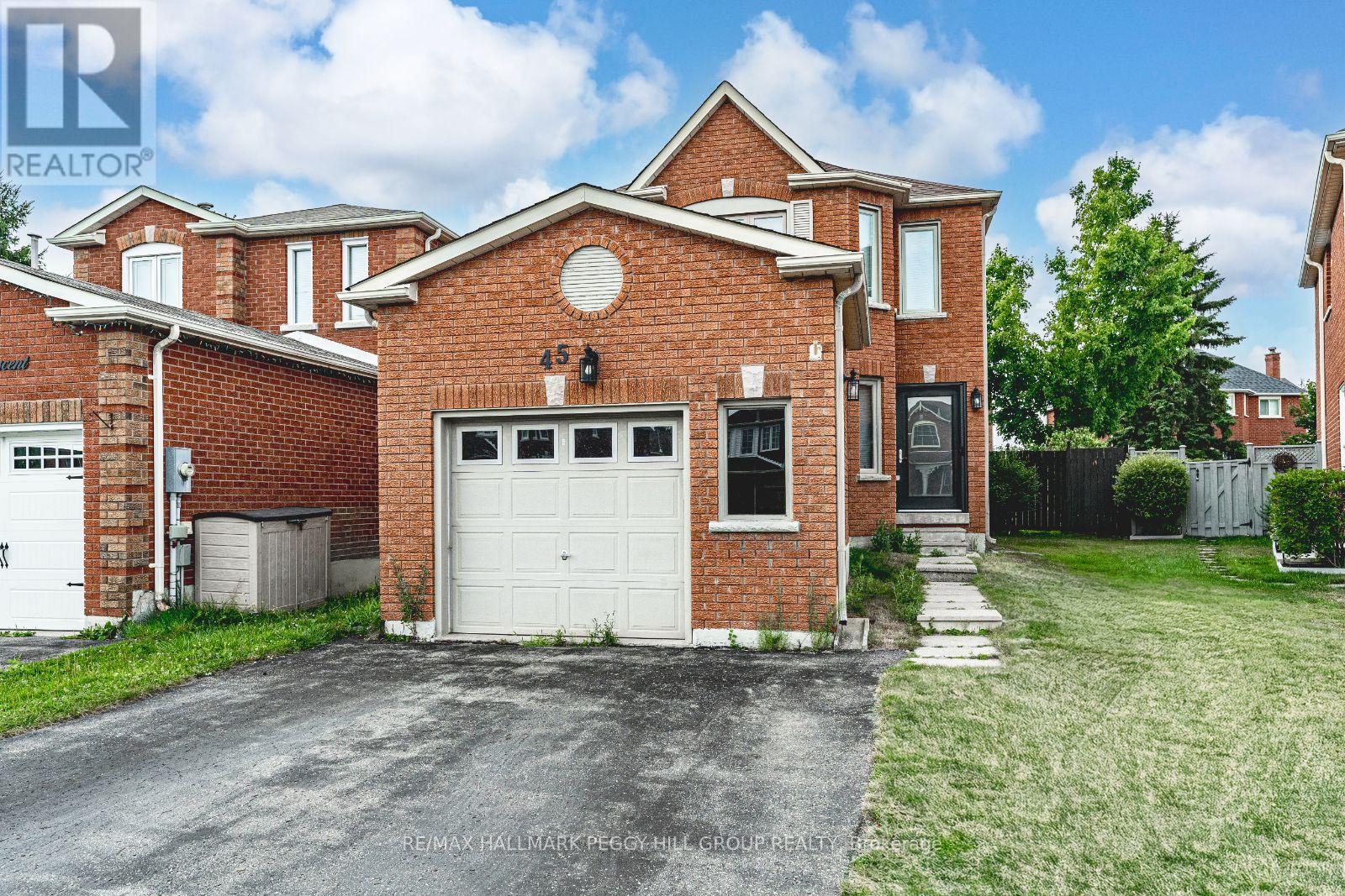 45 Weatherup Crescent Property Photo 1