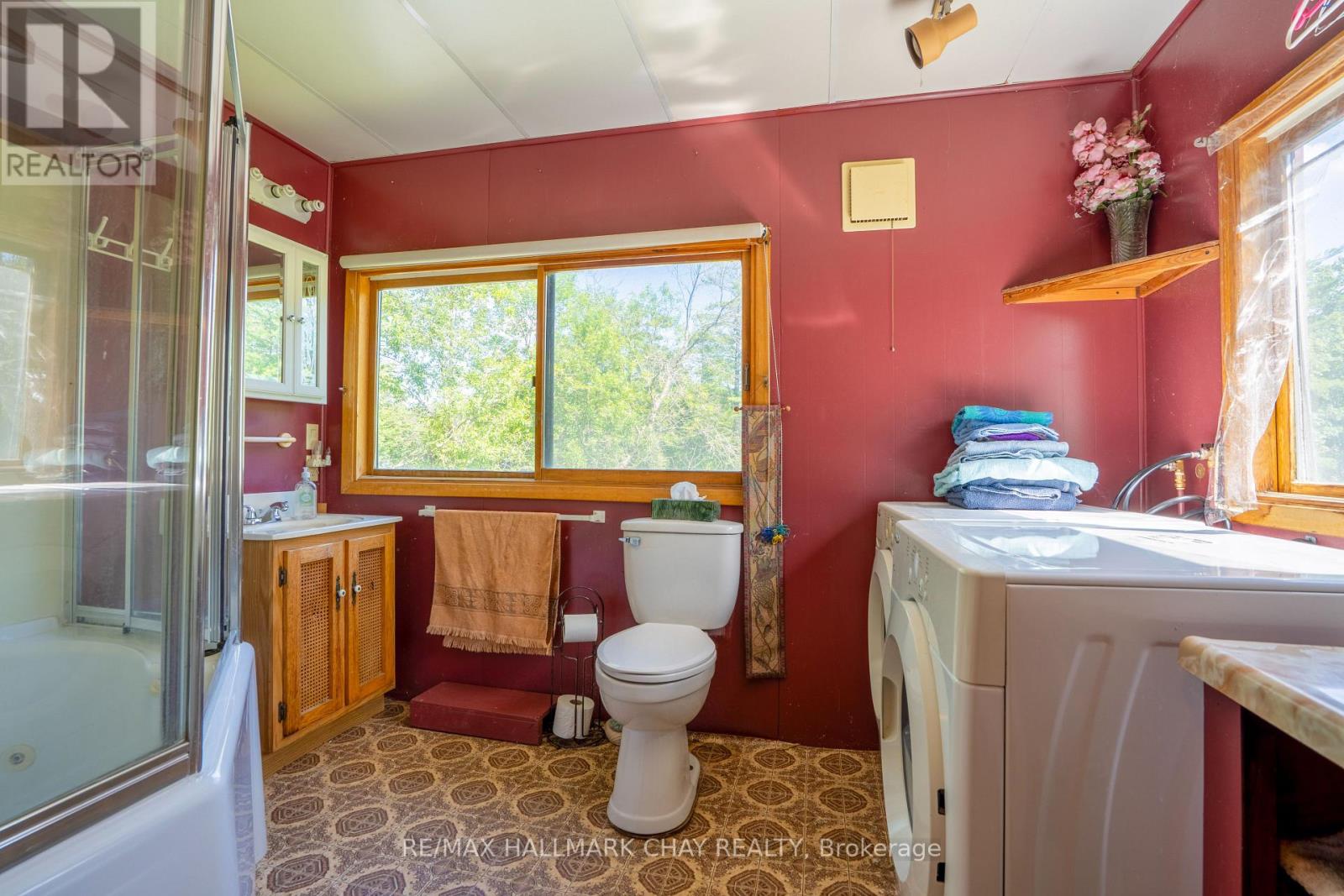 4363 Hepinstall Landing Property Photo 15