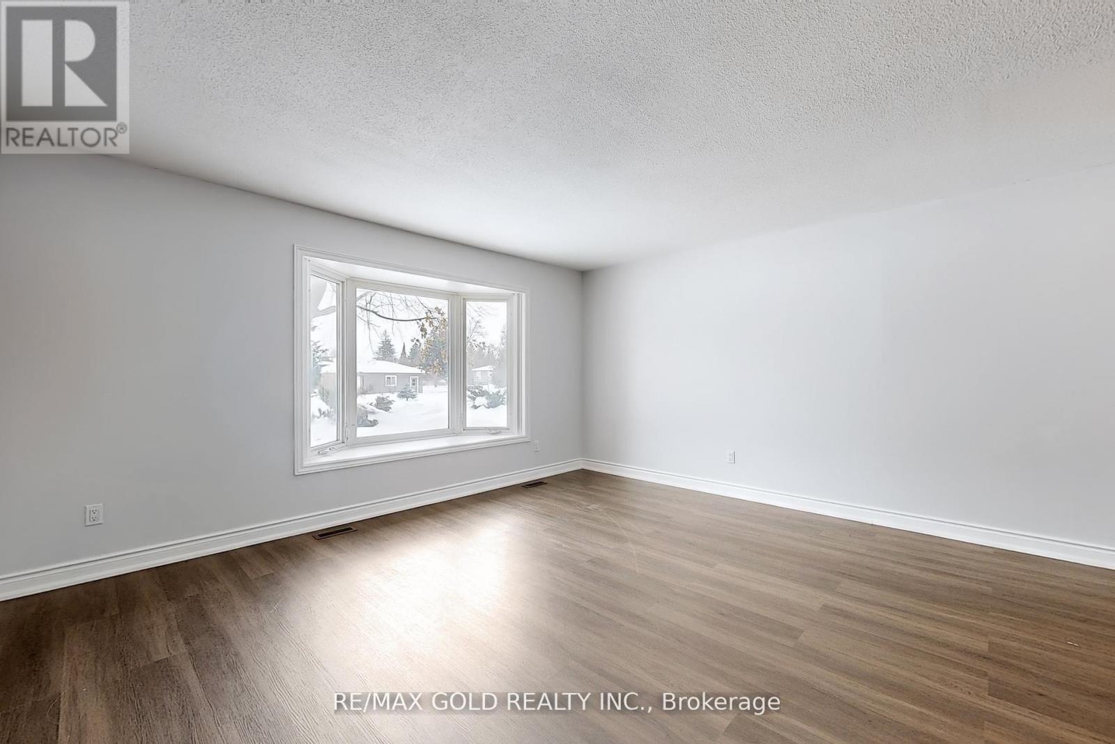 Main - 205 Cherry Court Property Photo 5