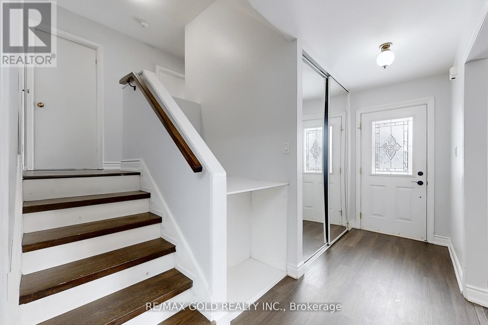 Main - 205 Cherry Court Property Photo 13