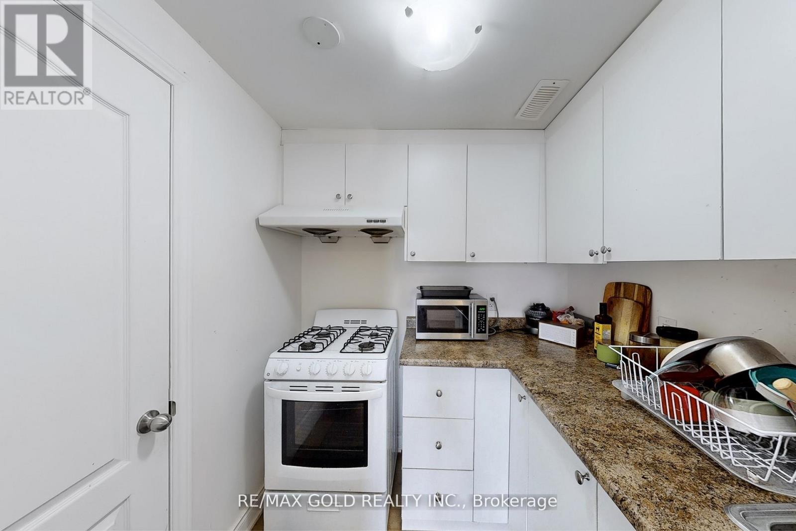 Main - 205 Cherry Court Property Photo 27