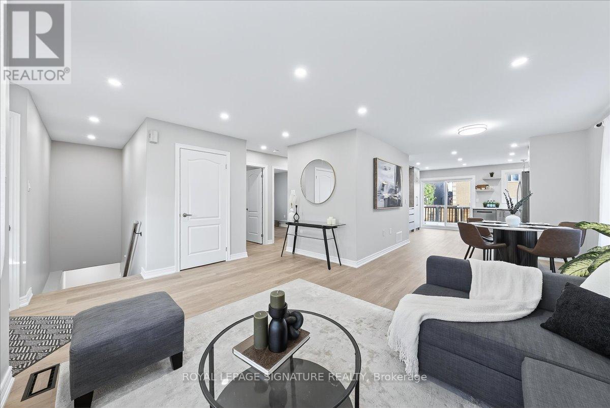 83 Sun King Crescent Property Photo 1