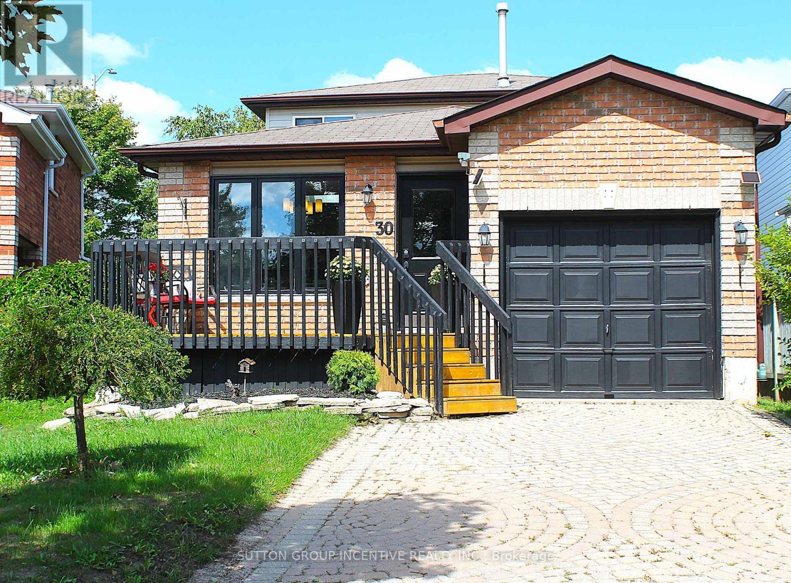 30 Assiniboine Drive Property Photo 1