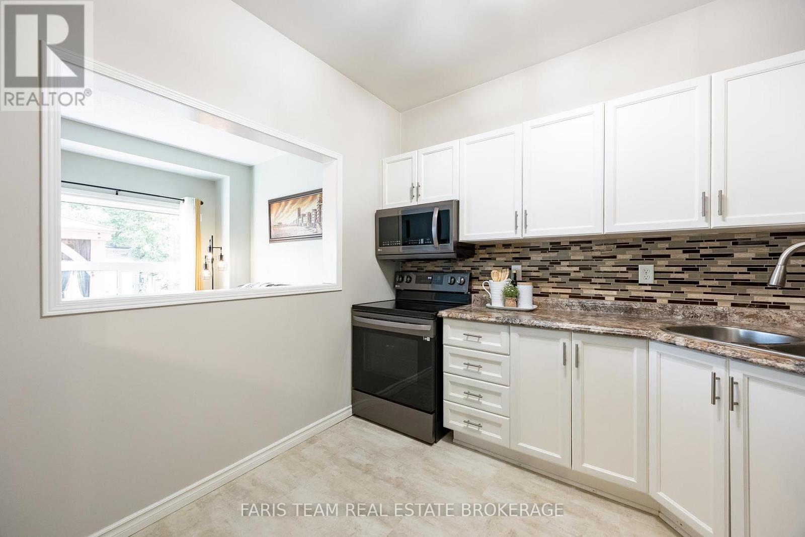 80 Bruce Crescent Property Photo 6