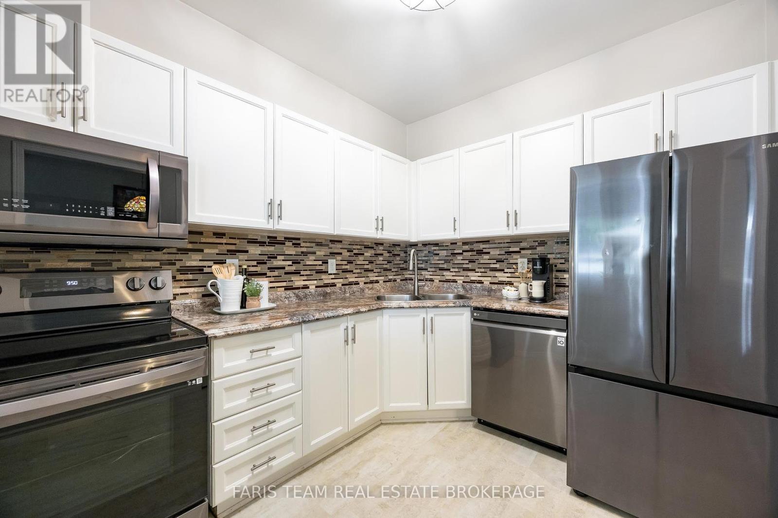 80 Bruce Crescent Property Photo 8