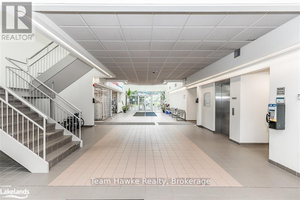 204 - 240 Penetanguishene Road Property Photo 7