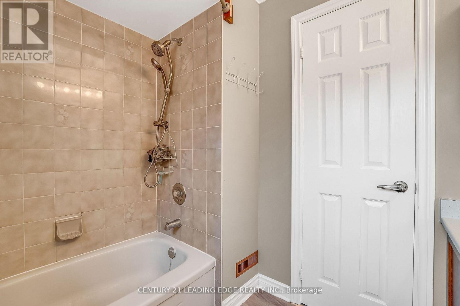 21 Brushwood Crescent Property Photo 28