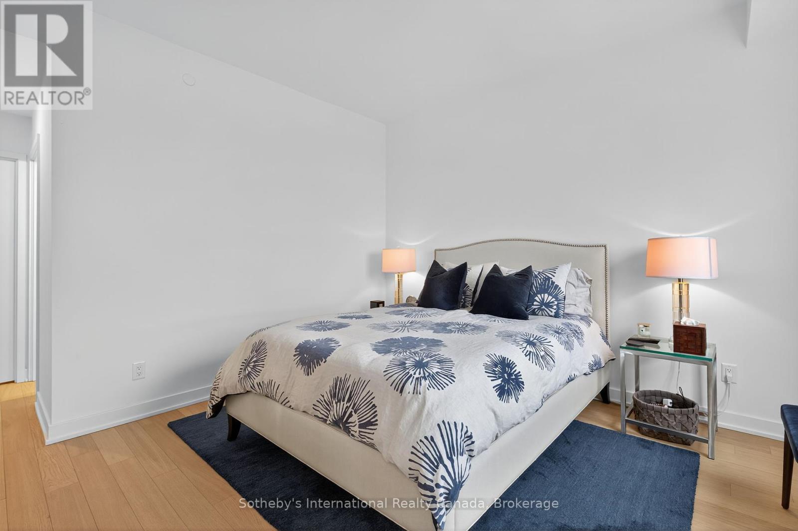 224 - 31 Huron Street Property Photo 21