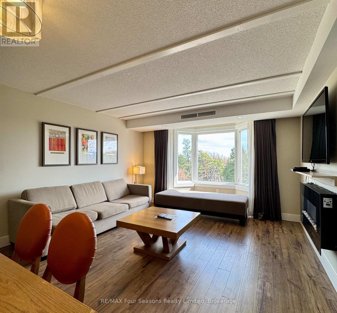 5209 - 9 Harbour Street E Property Photo 12